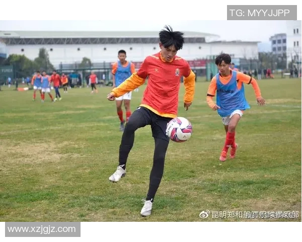 深圳羽毛球队与重庆羽毛球队赛后复盘分析比赛节奏与战术对比