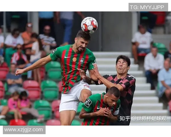 办公室足球明星的搞笑日常与奇葩瞬间大揭秘